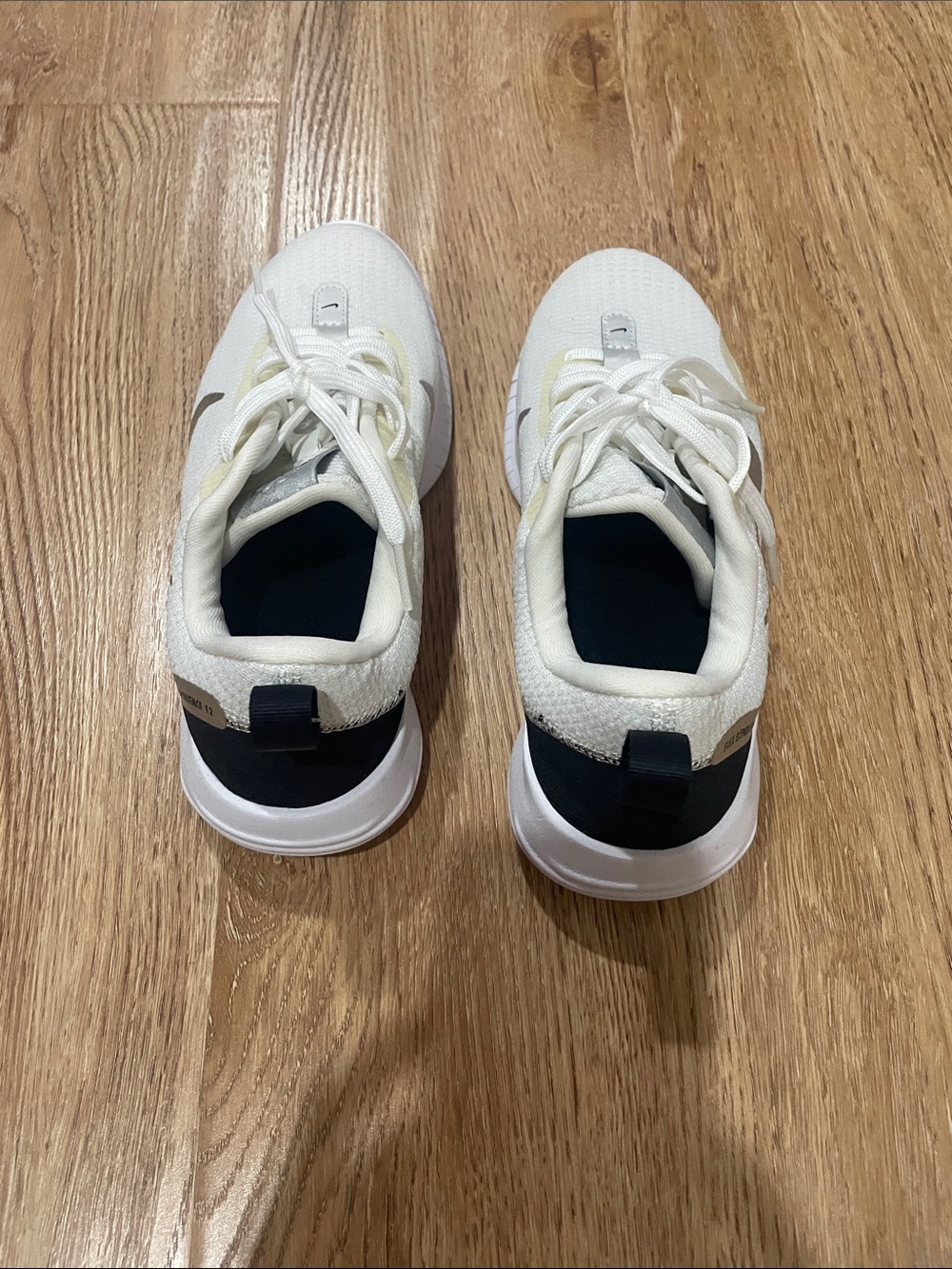 Nike Kids White and Black Low-Top Sneakers